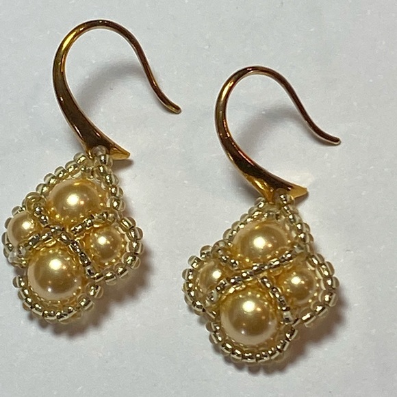 SJC Gold Plated Swarovski Crystal Pearl Earrings - Picture 2 of 8